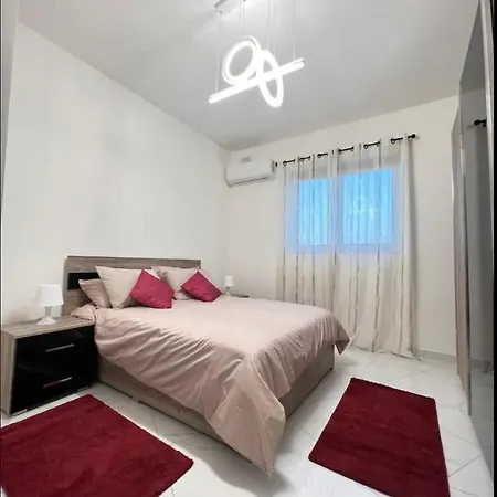 Apartamento The Hazel Penthouse With Private Jacuzzi Birkirkara