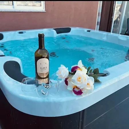 Apartamento The Hazel Penthouse With Private Jacuzzi Birkirkara